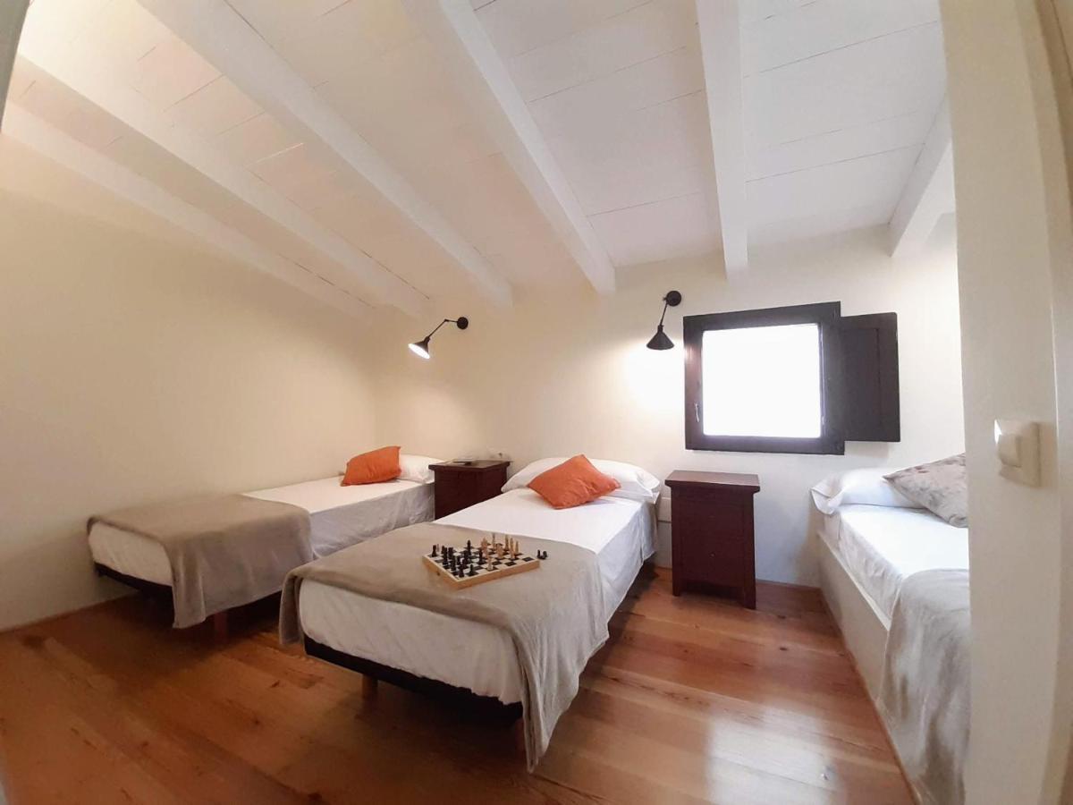 Monells - Casa Rural - Can Felip Exterior foto